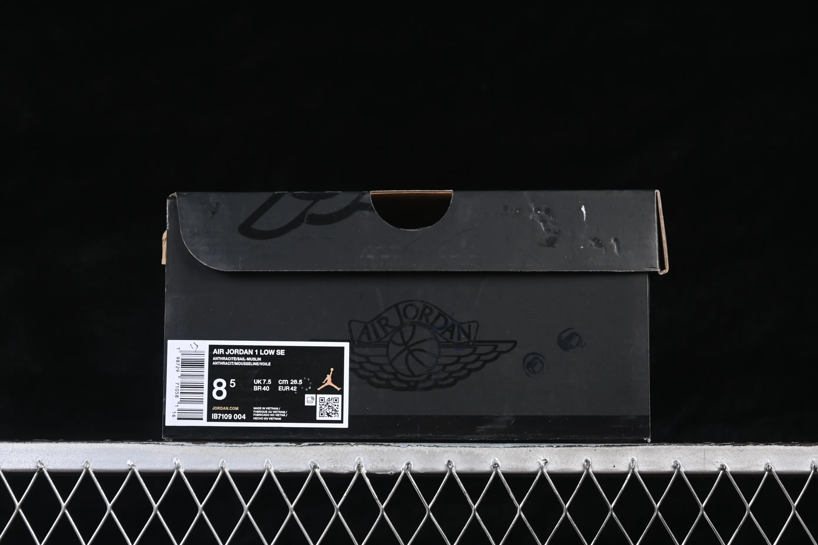 All categories Air Jordan Jordan series basketball shoes Air Jordan 1 Low Air Jordan 1 Low AJ1 Joe 1 black and white pink low-top retro cultural basketball shoes IB7109-004